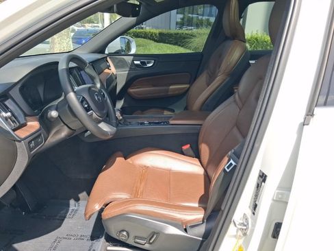 Used 2021 Volvo XC60 T5 Inscription w/ Advanced Package FWD image 14