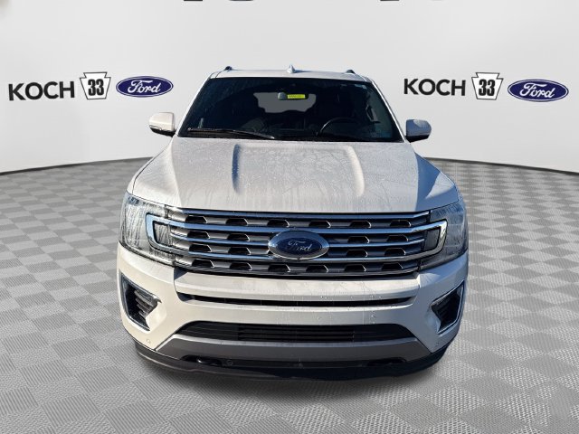 Used 2019 Ford Expedition Limited w/ Equipment Group 302A AWD/4WD image 2