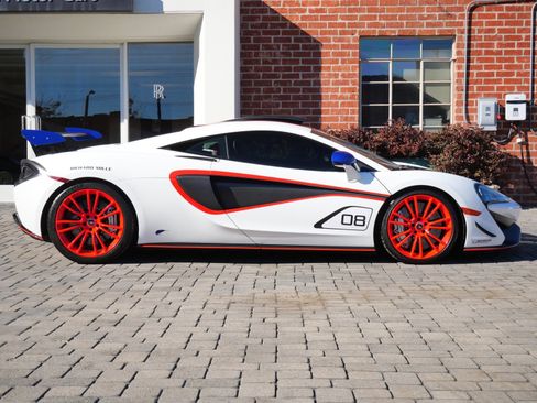 Used 2018 McLaren 570S Coupe image 3