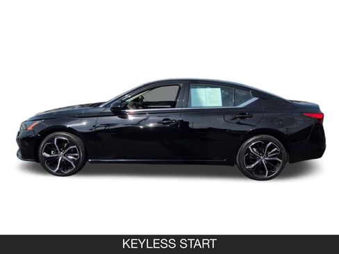 Used 2024 Nissan Altima 2.5 SR FWD image 5