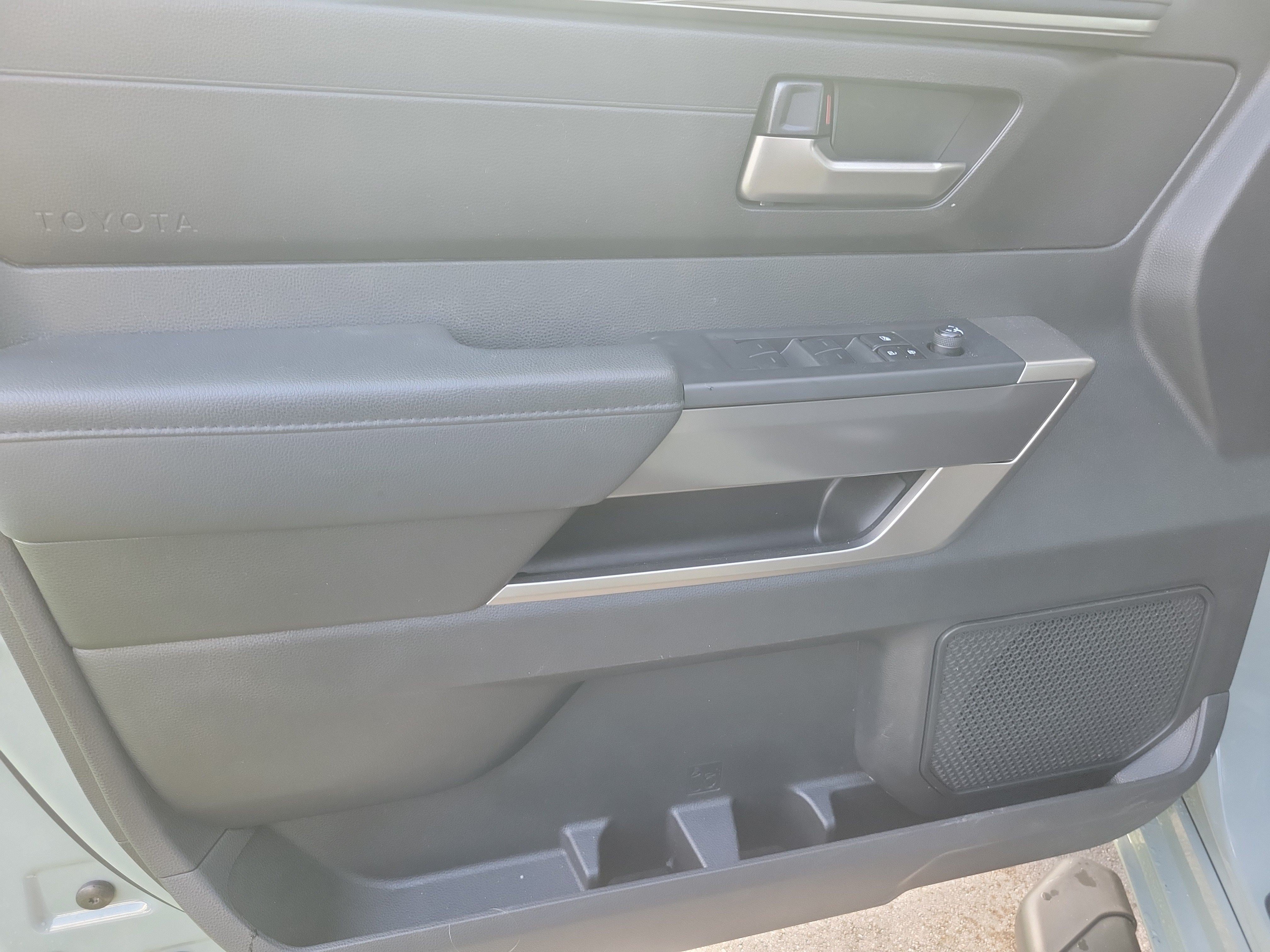 Used 2024 Toyota Tundra SR5 w/ SR5 Premium Package RWD image 19