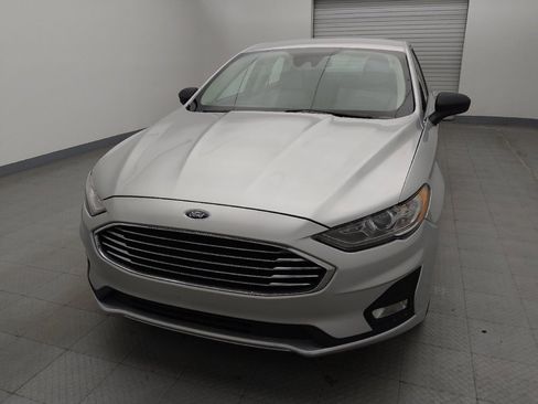 Used 2019 Ford Fusion SE w/ Equipment Group 151A image 15