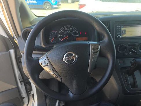Used 2018 Nissan NV200 SV w/ Navigation Package image 6