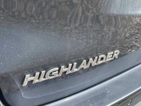 Used 2019 Toyota Highlander Limited image 9