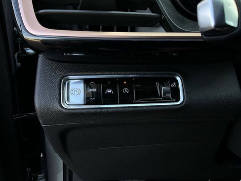 Used 2024 Buick Envision Sport Touring image 24