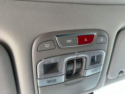 Used 2024 Kia Telluride SX AWD/4WD image 19
