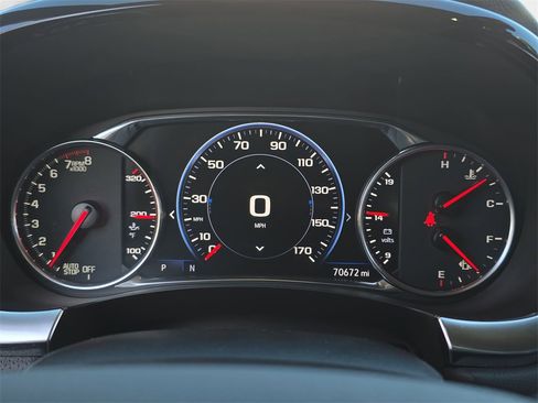 Used 2023 Chevrolet Traverse Premier image 24