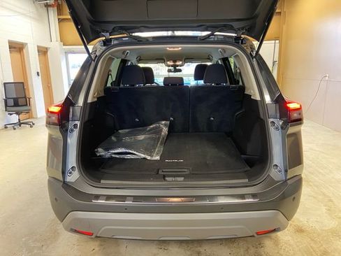 Used 2022 Nissan Rogue SV image 22