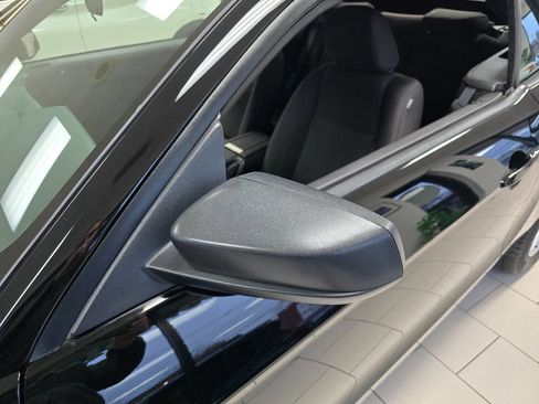 Used 2012 Ford Mustang Convertible image 23