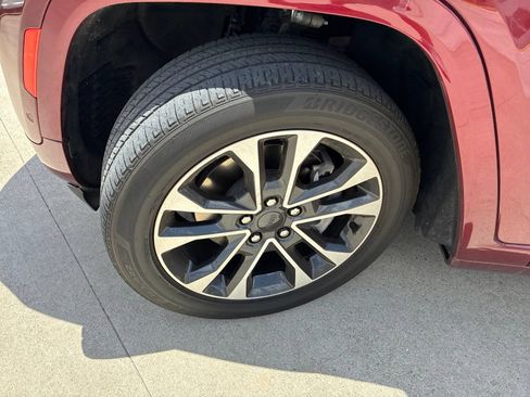 Used 2023 Jeep Grand Cherokee L Overland AWD/4WD image 9