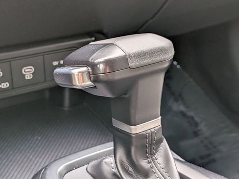 Used 2025 Kia K4 FWD image 61