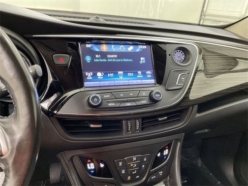 Used 2017 Buick Envision Essence image 26