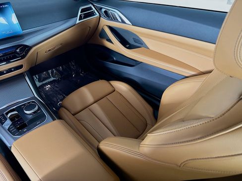 Used 2025 BMW 430i Convertible w/ Convenience Package RWD image 24