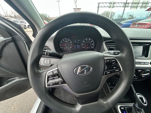 Used 2018 Hyundai Accent SE image 8