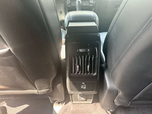Used 2023 Jeep Compass Latitude w/ Convenience Group AWD/4WD image 22