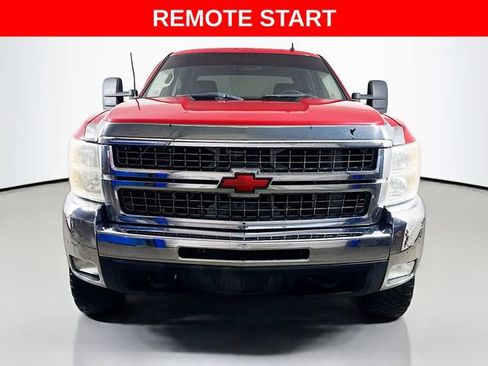 Used 2010 Chevrolet Silverado 2500 LT AWD/4WD image 4