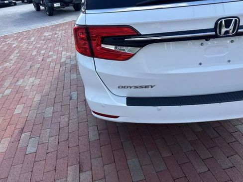 Used 2021 Honda Odyssey Touring image 8
