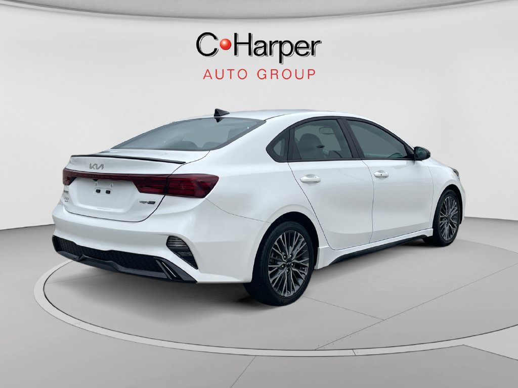 Used 2023 Kia Forte GT-Line w/ GT-Line Premium Package FWD image 3