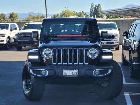 Used 2021 Jeep Gladiator Overland w/ Popular Equipment Package AWD/4WD image 2