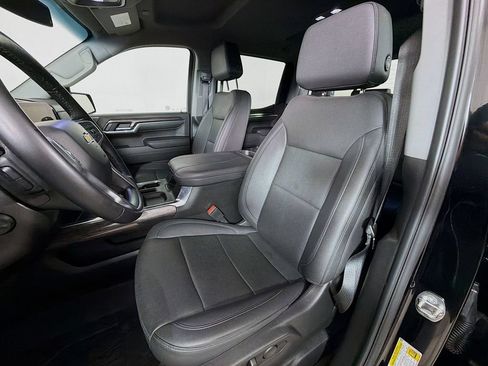 Used 2023 Chevrolet Silverado 1500 LTZ AWD/4WD image 12