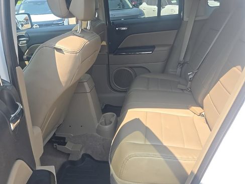 Used 2014 Jeep Patriot Limited w/ Sun/Sound Group AWD/4WD image 24
