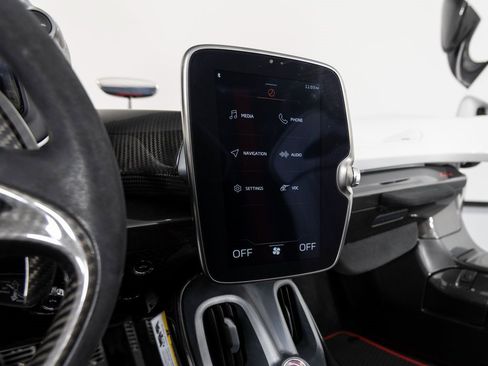 Used 2021 McLaren Elva image 20