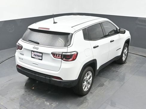 Used 2025 Jeep Compass Sport AWD/4WD image 39