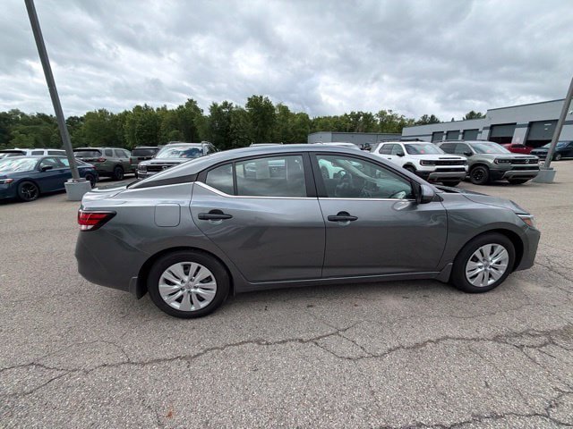Used 2024 Nissan Sentra S FWD image 8