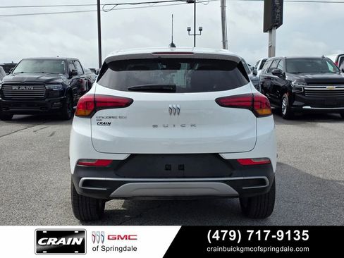 Used 2025 Buick Encore GX Preferred AWD/4WD image 6
