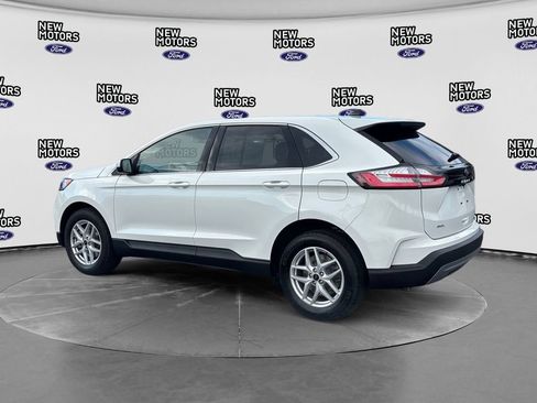 Used 2024 Ford Edge SEL w/ Convenience Package AWD/4WD image 3