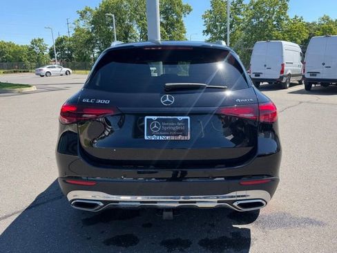 Used 2024 Mercedes-Benz GLC 300 4MATIC w/ Driver Assistance Package image 6