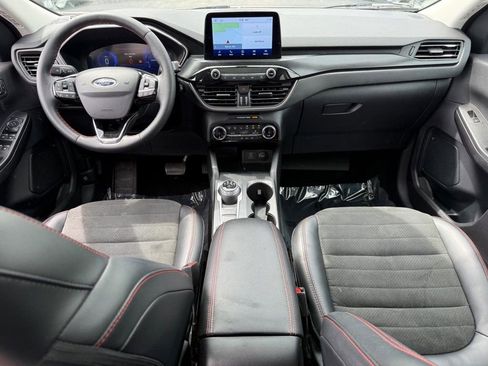Used 2022 Ford Escape SEL w/ SEL Stealth AWD Package image 15