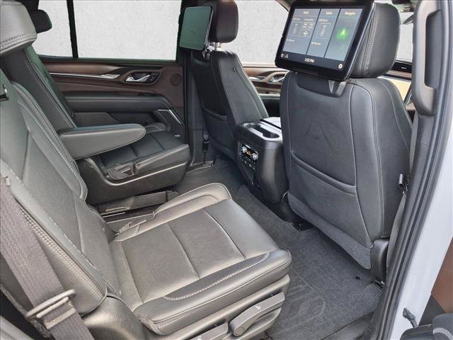 Used 2021 GMC Yukon Denali w/ Denali Ultimate Package AWD/4WD image 22