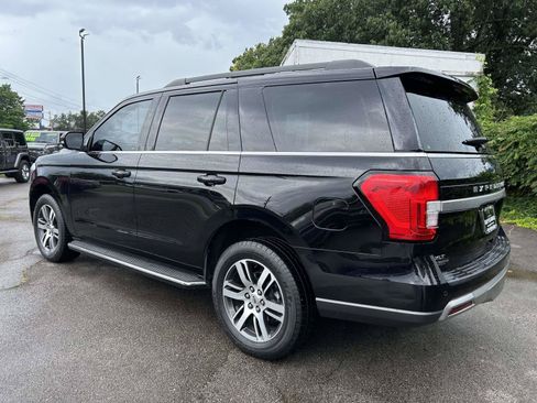 Used 2023 Ford Expedition XLT RWD image 7
