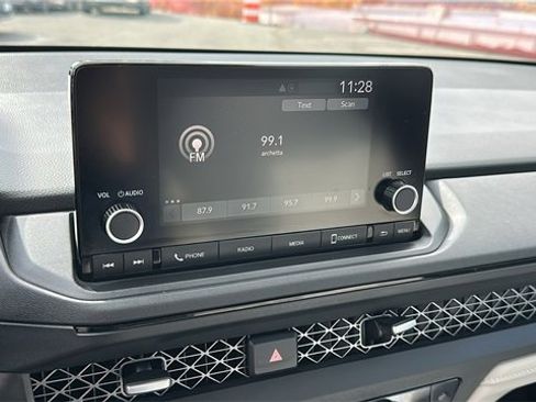 Used 2024 Honda Accord EX image 17