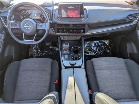 Used 2023 Nissan Rogue SV image 16