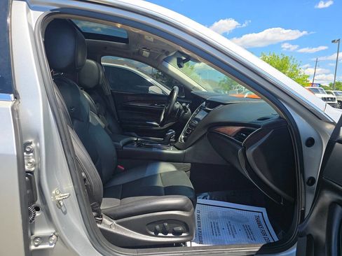 Used 2018 Cadillac CTS Luxury RWD image 10