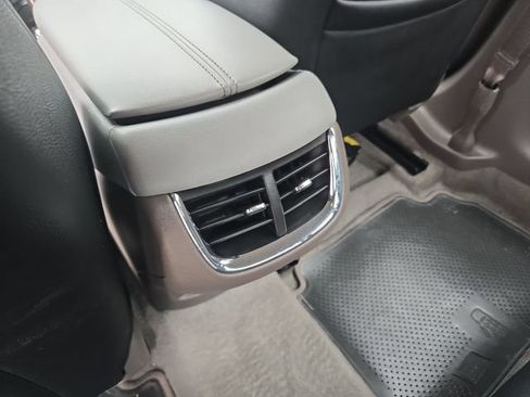 Used 2025 Chevrolet Malibu LT FWD image 20