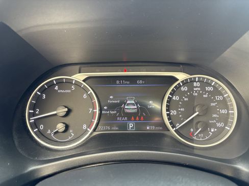 Used 2021 Nissan Sentra SV w/ SV Premium Package image 24