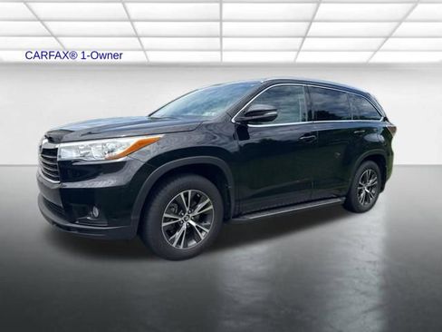 Used 2016 Toyota Highlander XLE AWD/4WD image 16