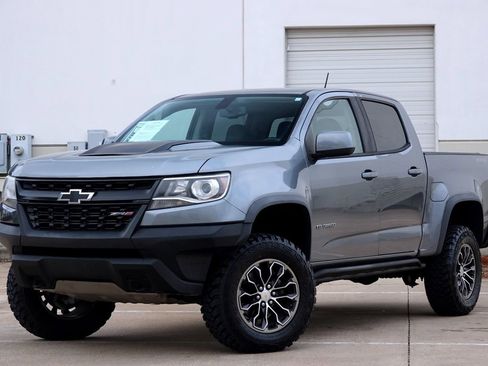 Used 2018 Chevrolet Colorado ZR2 image 2