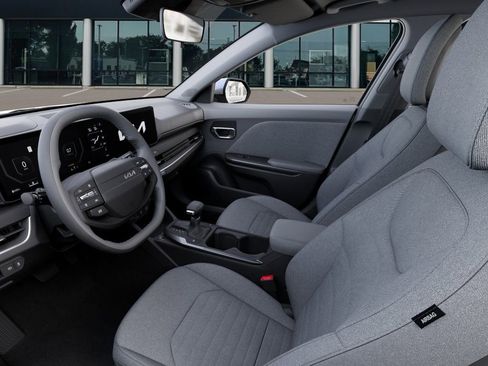 New 2025 Kia K4 EX image 19