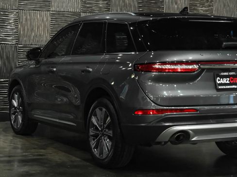 Used 2022 Lincoln Corsair Reserve w/ Elements Package FWD image 11