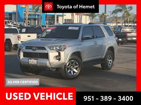 Used 2021 Toyota 4Runner TRD Off-Road Premium AWD/4WD image 1
