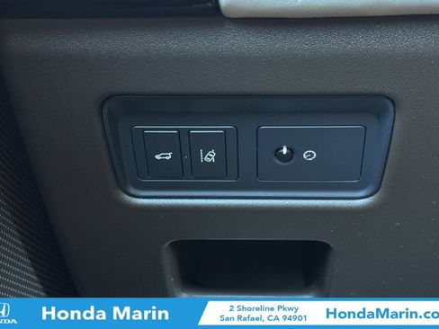 Used 2017 Land Rover Discovery HSE Luxury AWD/4WD image 36