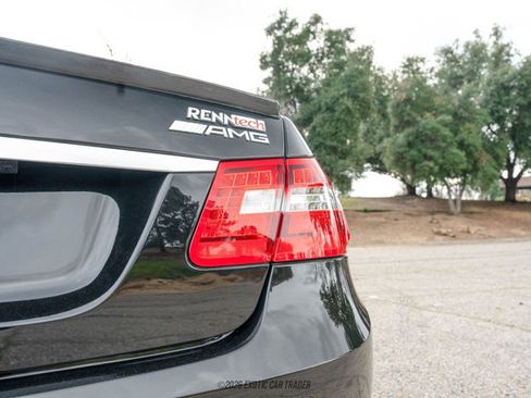 Used 2010 Mercedes-Benz E 63 AMG Sedan image 75