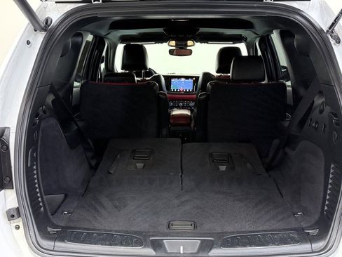 Used 2022 Dodge Durango R/T w/ Blacktop Package image 7
