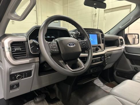 Used 2022 Ford F150 XL RWD image 14