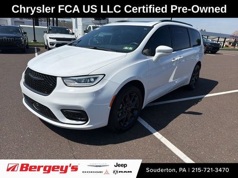 Certified 2021 Chrysler Pacifica Limited w/ Premium & Safety Sphere Group AWD/4WD image 1
