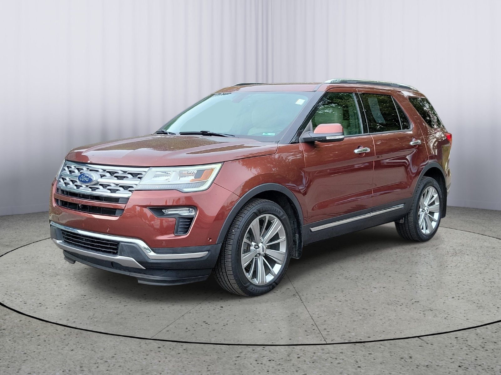 Used 2018 Ford Explorer Limited w/ Equipment Group 301A AWD/4WD image 5